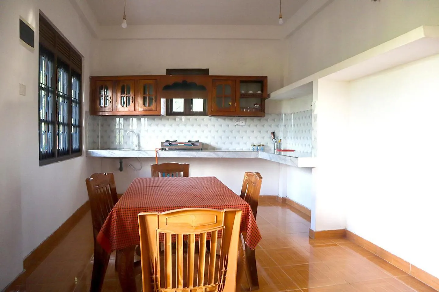 68 Homestay Kandy 0*,